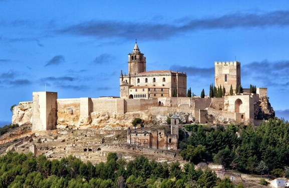 Alcalá la Real, importante localidad jienense, situada entre Granada y Córdoba.