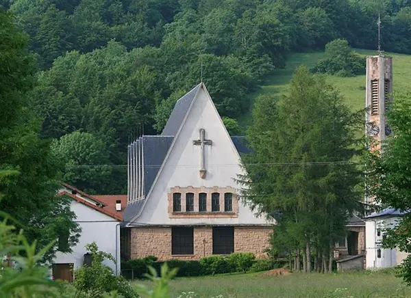 Iglesia de San Bartolomé en Espinal, Navarra