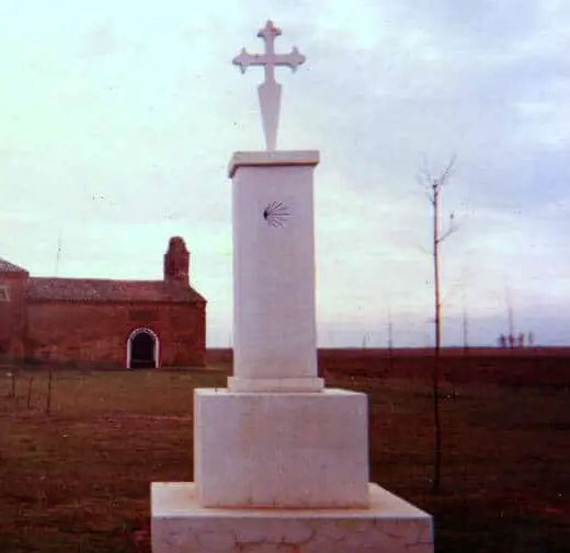 Monumento al historiador Millán Bravo Lozano en Bercianos del Real Camino, León