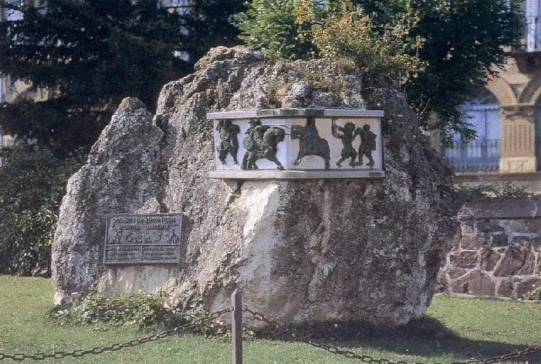 Monumento a la batalla de Roncesvalles en Ibañeta, Navarra